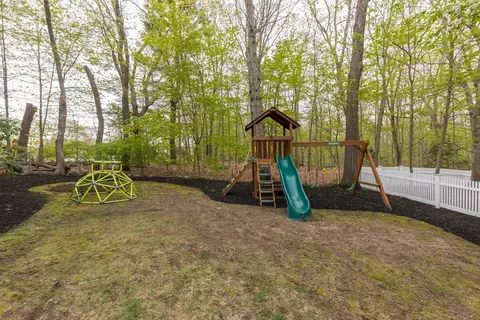 88 Lindbergh Ave, Needham, MA 02494 photo 25