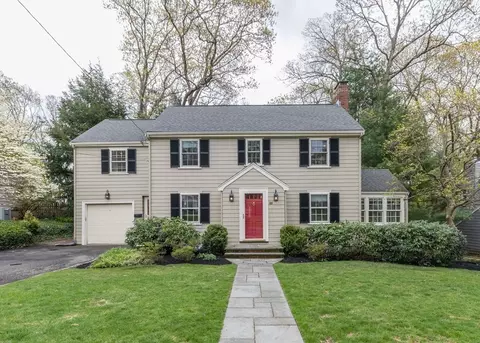 88 Lindbergh Ave, Needham, MA 02494 photo 1