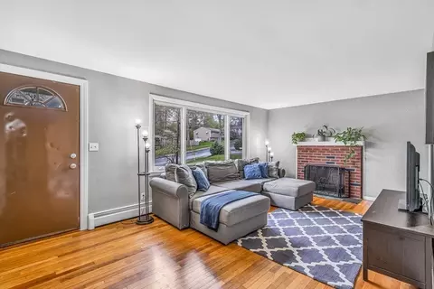 4 Walker Rd, Franklin, MA 02038 photo 15