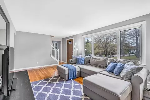 4 Walker Rd, Franklin, MA 02038 photo 16