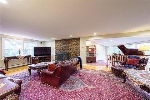 34 Mohawk, Canton, MA 02021 photo 17