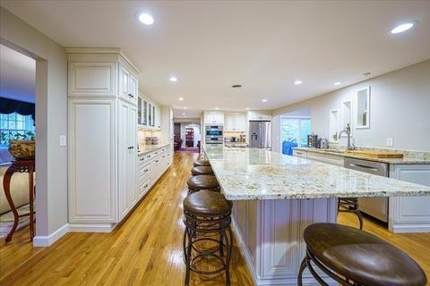 34 Mohawk, Canton, MA 02021 photo 1