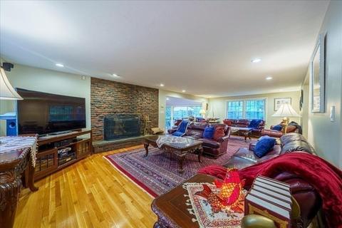 34 Mohawk, Canton, MA 02021 photo 16