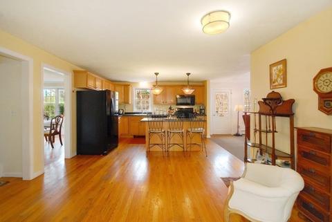 16 Taft Ave, Maynard, MA 01754 photo 18