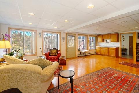 16 Taft Ave, Maynard, MA 01754 photo 7