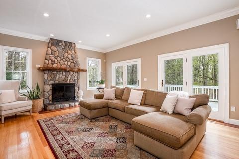 19 Dover Dr, Walpole, MA 02081 photo 12