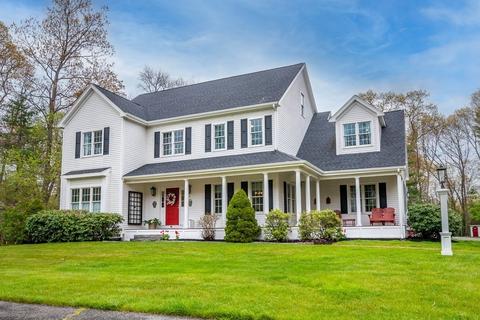 19 Dover Dr, Walpole, MA 02081 photo 2