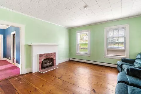 90 Mechanic St, Barre, MA 01005 photo 6