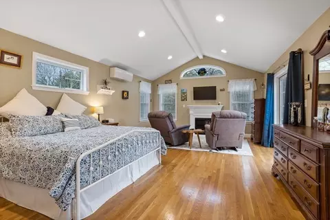 85 Forest St, Dunstable, MA 01827 photo 20