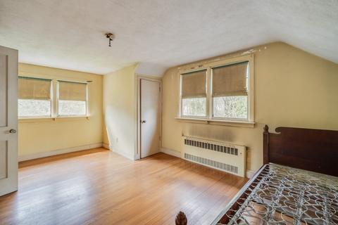 20 Towne St, Chicopee, MA 01013 photo 18