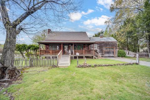 20 Towne St, Chicopee, MA 01013