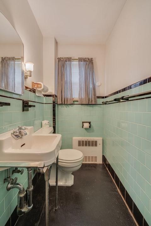 20 Towne St, Chicopee, MA 01013 photo 14