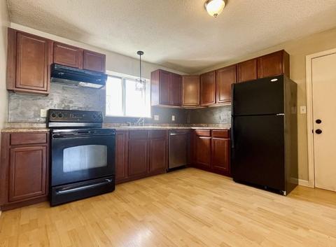5455 N Main St #4E, Fall River, MA 02720 photo 4