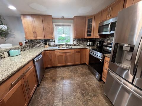 155 Nagle St, Springfield, MA 01151 photo 8