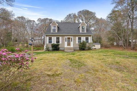17 Cappawack Rd, Mashpee, MA 02649 photo 1