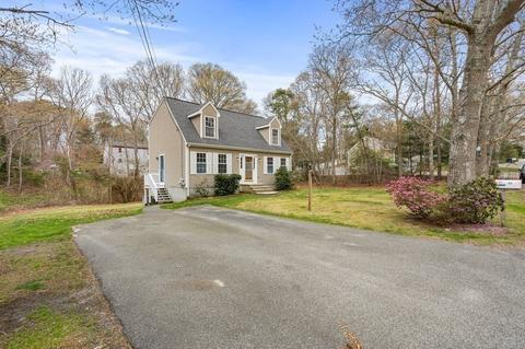 17 Cappawack Rd, Mashpee, MA 02649 photo 4