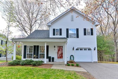 10 Cobb Ln, Foxboro, MA 02035