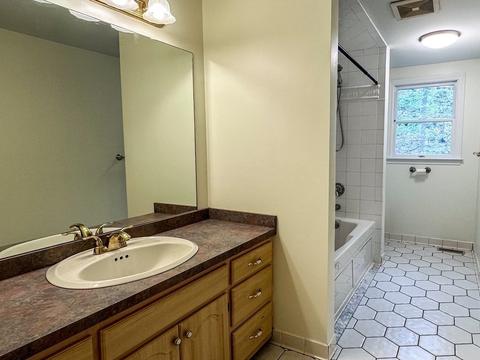 523 Greendale Ave, Needham, MA 02492 photo 11