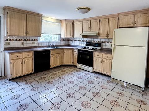 523 Greendale Ave, Needham, MA 02492 photo 9