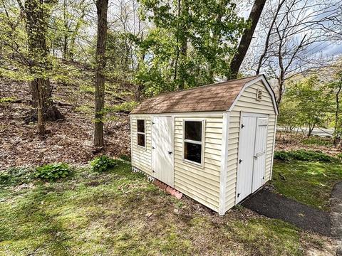 523 Greendale Ave, Needham, MA 02492 photo 20
