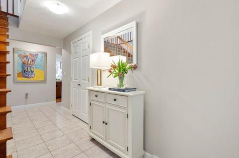 26 William St, Needham, MA 02494 photo 2