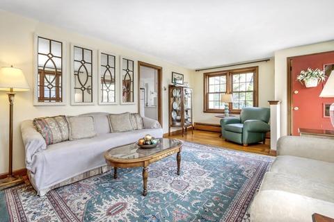 82 Fox Meadow Ln, Dedham, MA 02026 photo 2