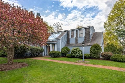 5 Powers Ct, Lexington, MA 02421 photo 2
