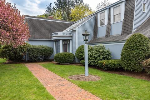 5 Powers Ct, Lexington, MA 02421