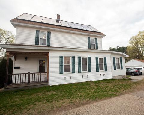 9 Clinton St, Ware, MA 01082 photo 2