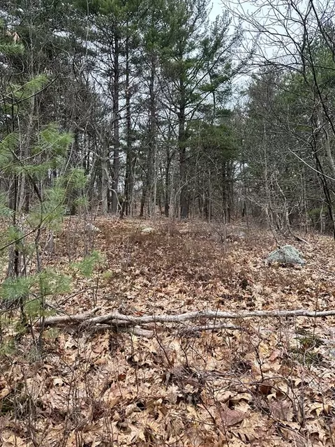 2 Concord Rd, Saugus, MA 01906