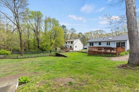 160 University St, Springfield, MA 01104 photo 30