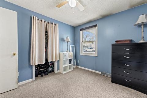 160 University St, Springfield, MA 01104 photo 22