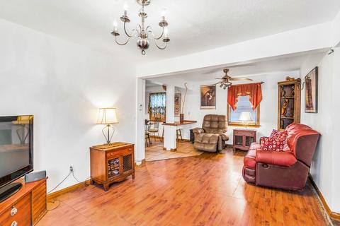 62 Wall St, Worcester, MA 01604 photo 6