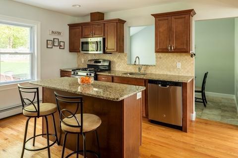 45 Cape Rd, Mendon, MA 01756 photo 6