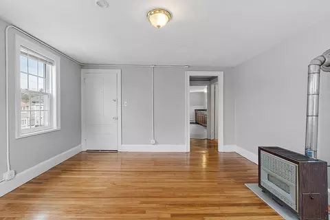 39 E Broadway, Gardner, MA 01440 photo 15