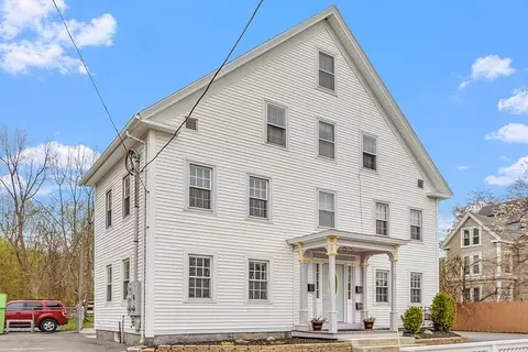 39 E Broadway, Gardner, MA 01440 photo 4