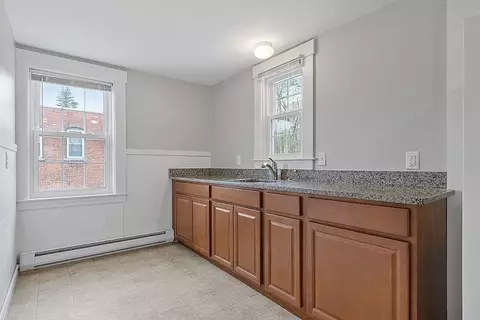 39 E Broadway, Gardner, MA 01440 photo 7