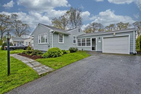 30 Endicott St, Springfield, MA 01118 photo 2