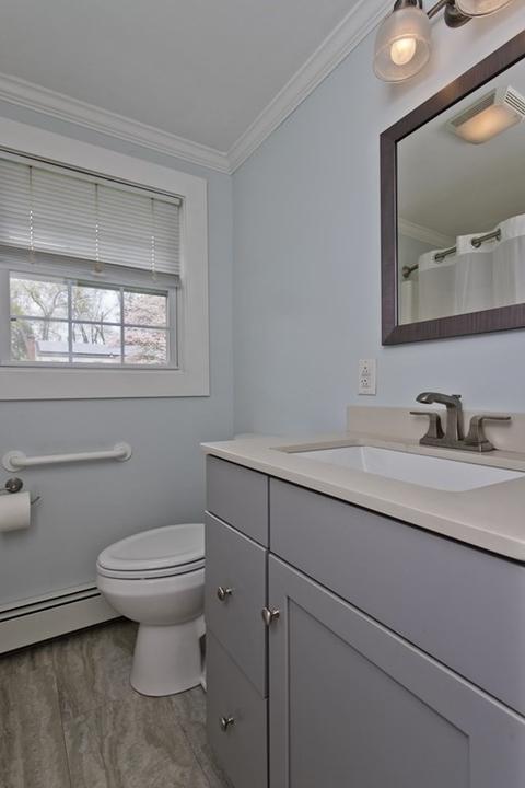 30 Endicott St, Springfield, MA 01118 photo 22