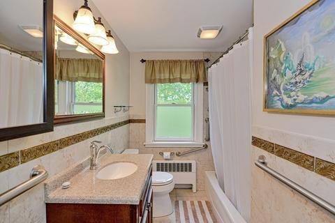 62 Forest St, Worcester, MA 01609 photo 27
