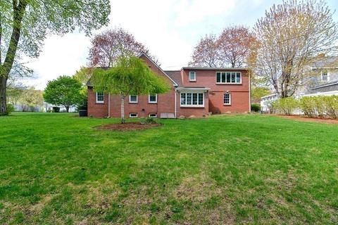 62 Forest St, Worcester, MA 01609 photo 40