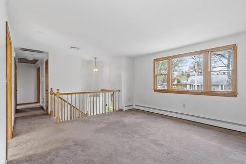4 Park Ave, Dracut, MA 01826 photo 4