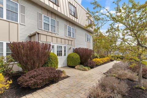 2 Ocean Ave #2N, Gloucester, MA 01930 photo 3