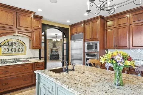 8 Pebble Beach Rd, Webster, MA 01570 photo 13
