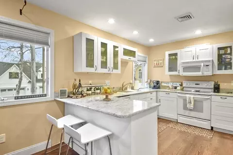 8 Pebble Beach Rd, Webster, MA 01570 photo 36