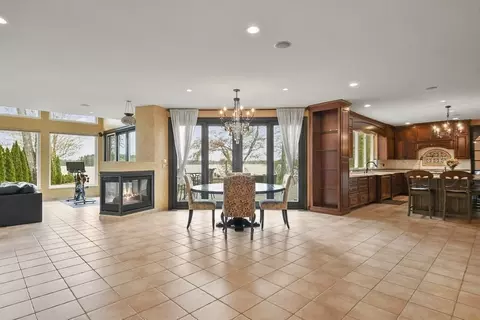 8 Pebble Beach Rd, Webster, MA 01570 photo 9