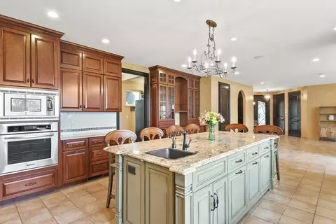 8 Pebble Beach Rd, Webster, MA 01570 photo 14