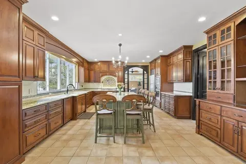 8 Pebble Beach Rd, Webster, MA 01570 photo 11