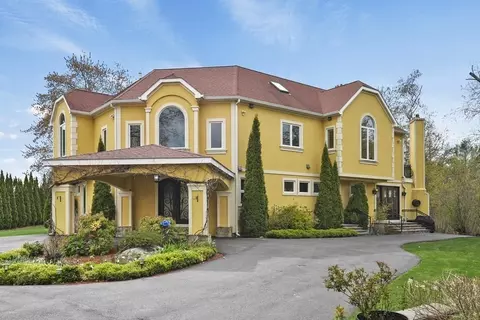 8 Pebble Beach Rd, Webster, MA 01570 photo 3