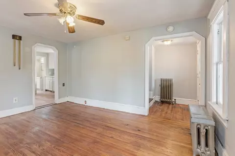 62 Eddy St, Springfield, MA 01104 photo 4